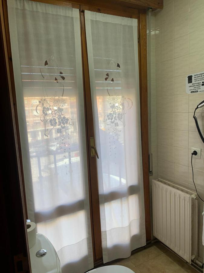 Hostal Docar Lerma Exteriör bild
