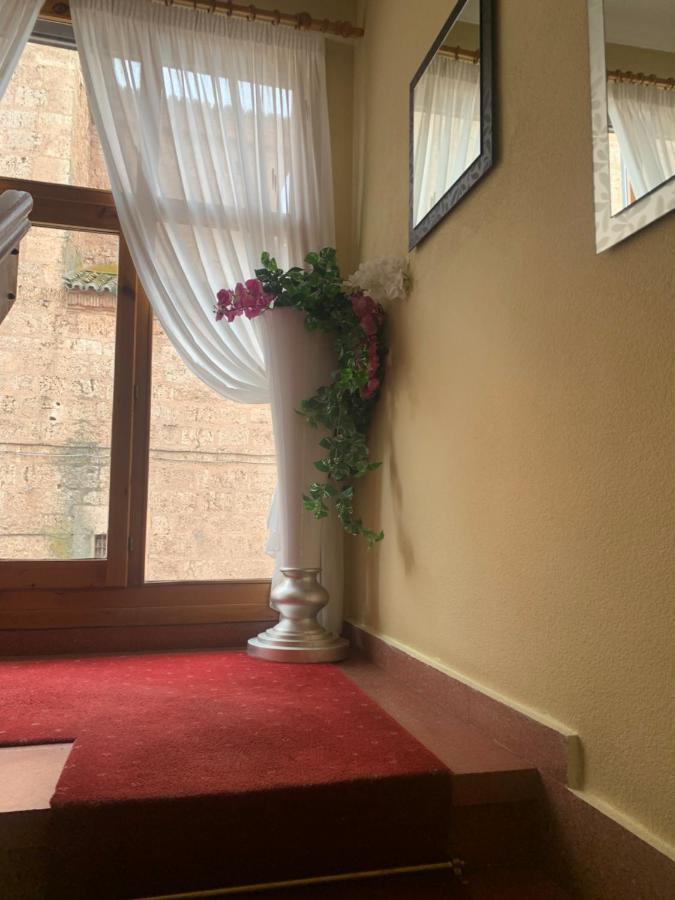 Hostal Docar Lerma Exteriör bild