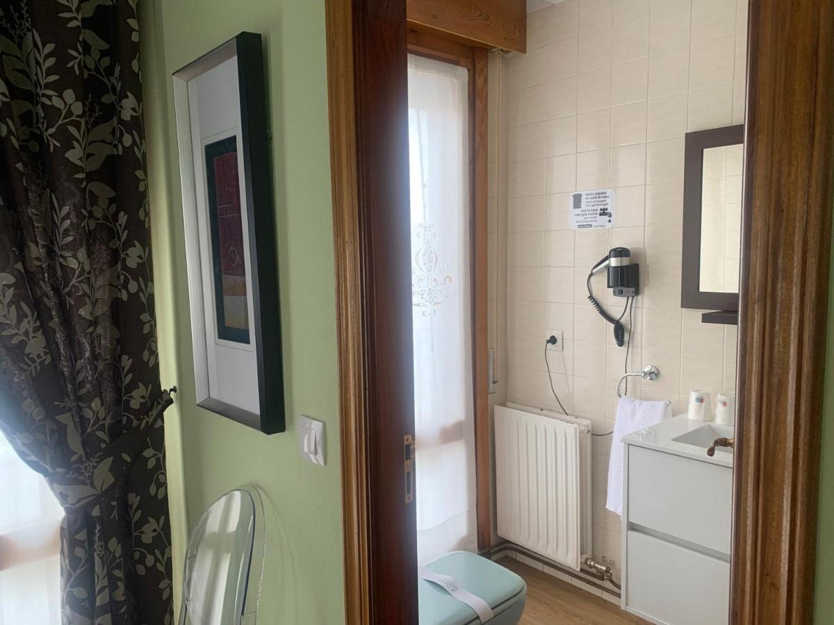 Hostal Docar Lerma Exteriör bild