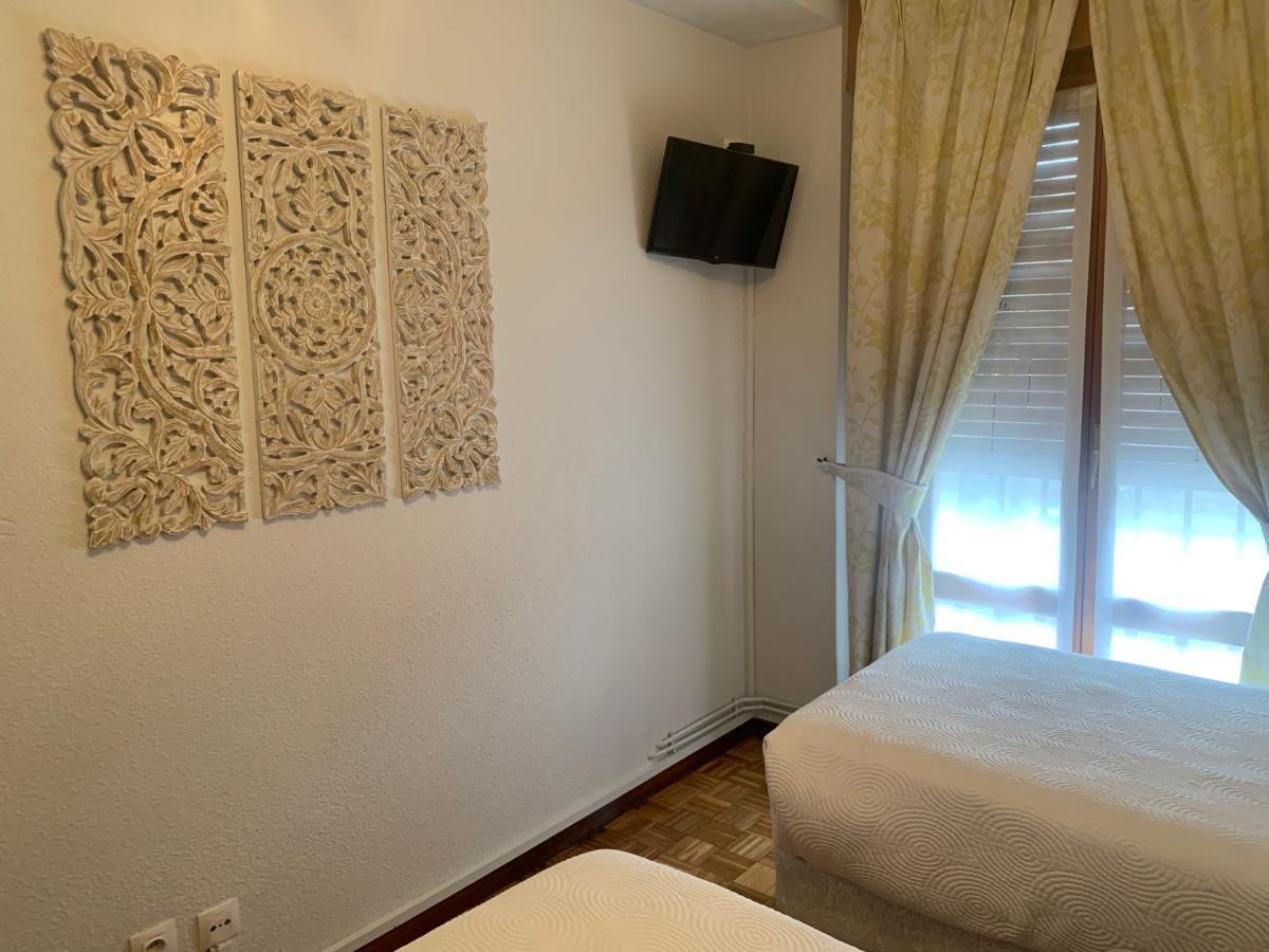 Hostal Docar Lerma Exteriör bild