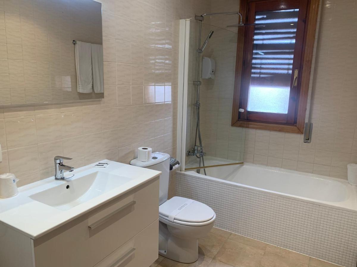 Hostal Docar Lerma Exteriör bild